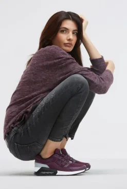 Air Cushion Sneaker night plum