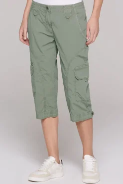Basic Skater-Shorts mit Beintaschen faded olive