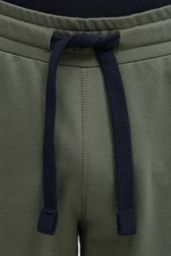 Basic Sweatshorts mit Label Print green olive