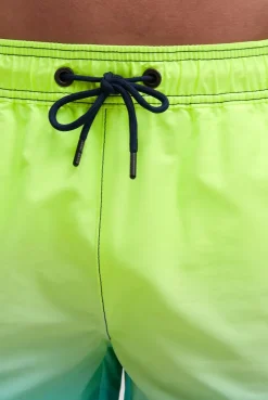 Beachshorts mit Farbverlauf und Print neon lime / island green