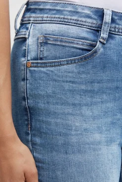 Capri Jeans NO:RA Regular Fit sky blue