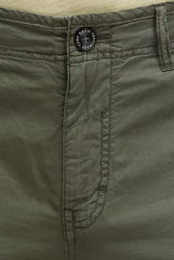 Cargo Shorts mit tonigen Tapes green olive