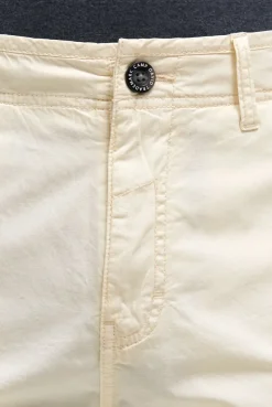 Cargo Shorts mit tonigen Tapes dark ivory