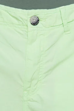 Cargo Shorts mit tonigen Tapes und Stickereien green lemon