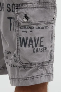 Cargo Shorts mit vielen Label Prints grey blue
