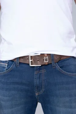 Gürtel aus Leder mit Metall-Logo brown