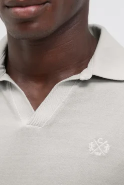 Kurzarmpolo aus Pikee mit Logostick french grey