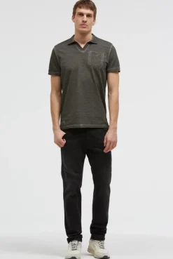Kurzarmpolo mit V-Neck und Back-Print dark wood