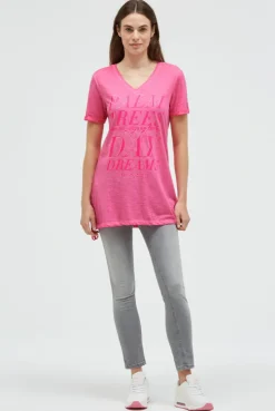 Langes T-Shirt mit Seitenraffung und Print neon magenta