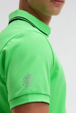Pikee-Polo mit V-Neck und Rückeneinsatz tech green