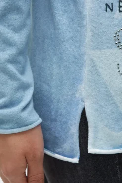Pullover mit All Over Print und Schmucksteinen blue heaven