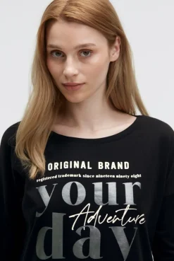 Shirt mit verkürzten Ärmeln und Label Print black