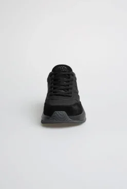Sneaker Low im tonigen Materialmix black