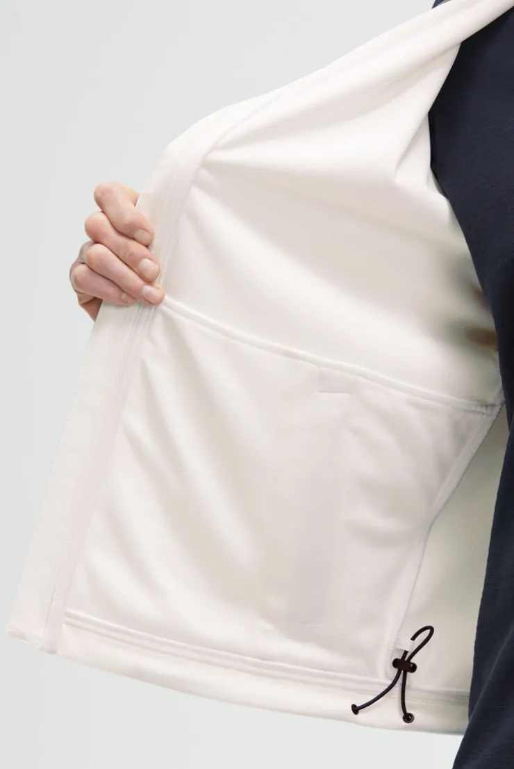 Softshelljacke mit Patch und Print ivory