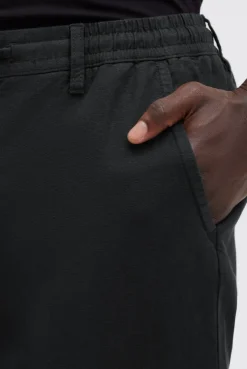 Sommerhose aus Leinen-Mix im Chino-Stil black | S