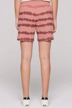 Sweatshorts mit Streifen im Batik-Look beachy red | XL