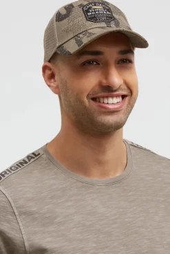 Trucker Cap mit All Over Print und Patch rock ridge