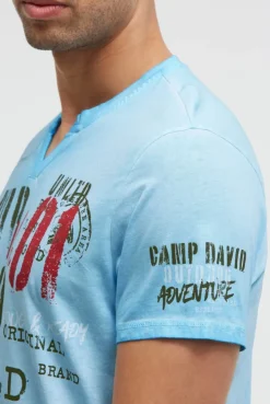 T-Shirt mit V-Cut und Used Print summer aqua