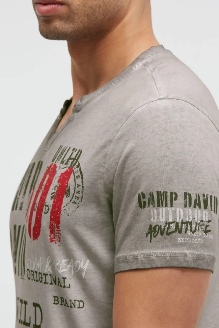 T-Shirt mit V-Cut und Used Print shadow