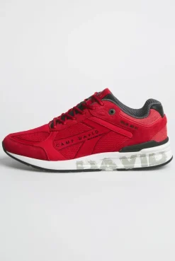 Urban Sneaker im Materialmix mit Logo-Sohle energy red